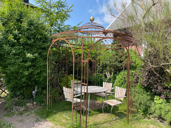 Royal XL Lusthus